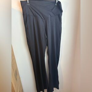 Sunzel criss cross band yoga pants black size 2XL NWOT